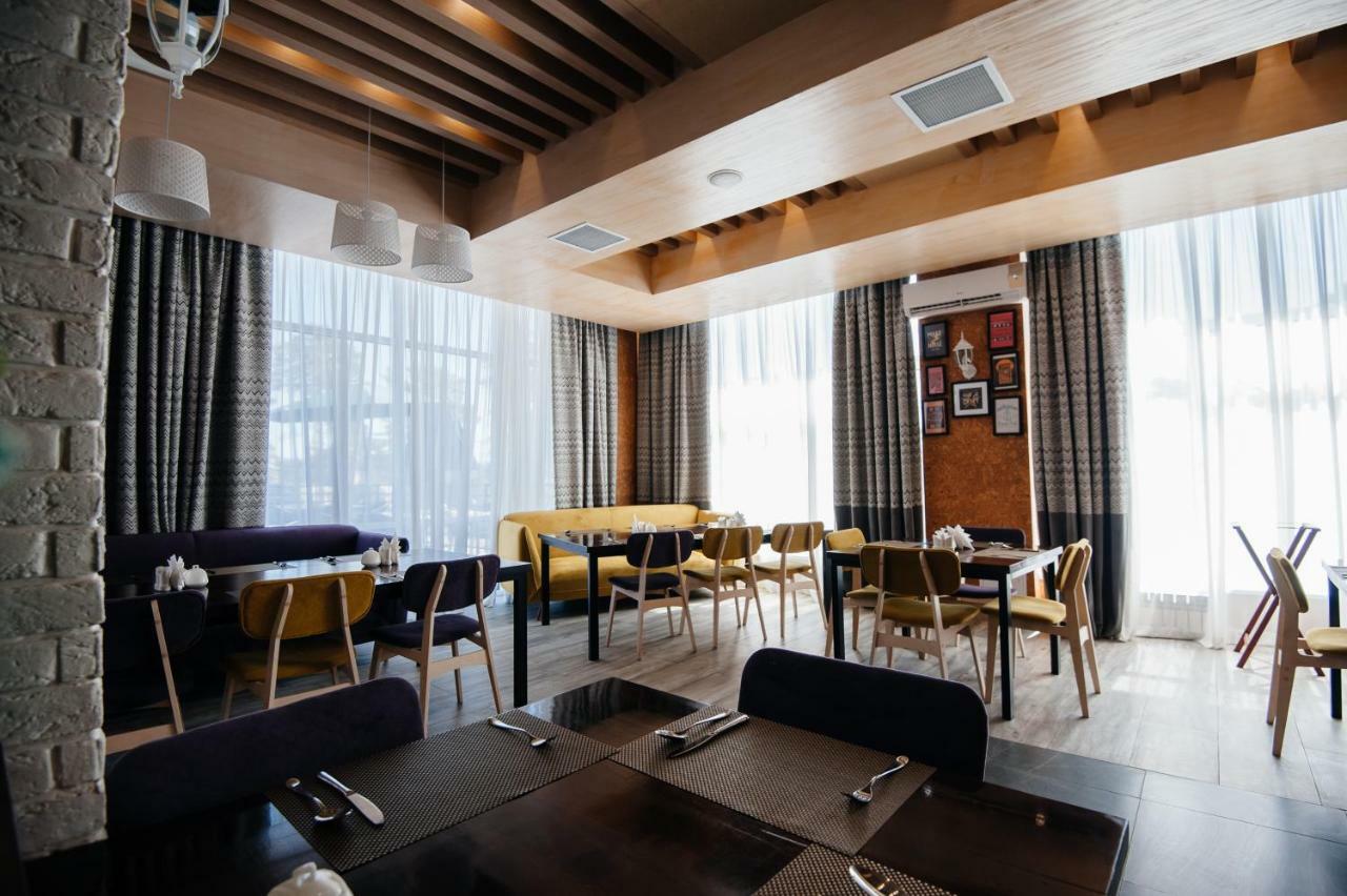 Baitas Hotel 博罗沃耶 外观 照片